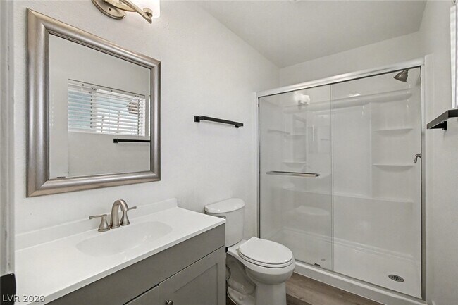 Building Photo - 1319 S Lindell Rd