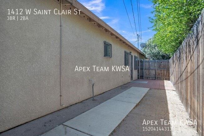 Building Photo - 1412 W St Clair St