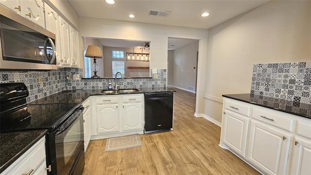 Building Photo - 986 Mauve Dr