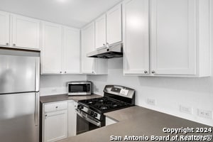 Building Photo - 14055 Wool Pk