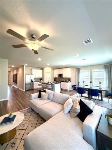 Building Photo - 4005 Fork Dr