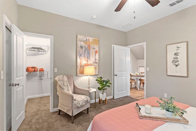Building Photo - 2215 Del Carmel Way