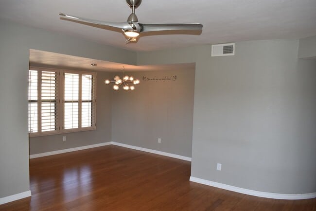 Building Photo - 2 Bedroom Condo in Rancho Bernardo with Golf Course Views