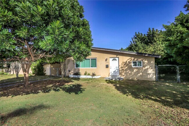 Building Photo - 16705 SW 298th Terrace