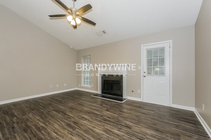 Building Photo - 265 Buffington Dr