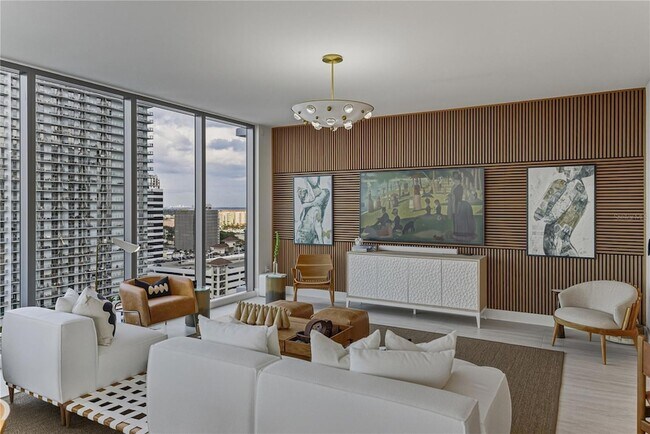 Building Photo - 275 1st Ave S