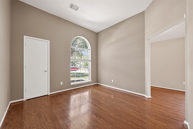 Building Photo - 10619 Goodrum Rd