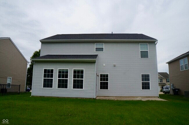 Building Photo - 3177 Underwood Dr