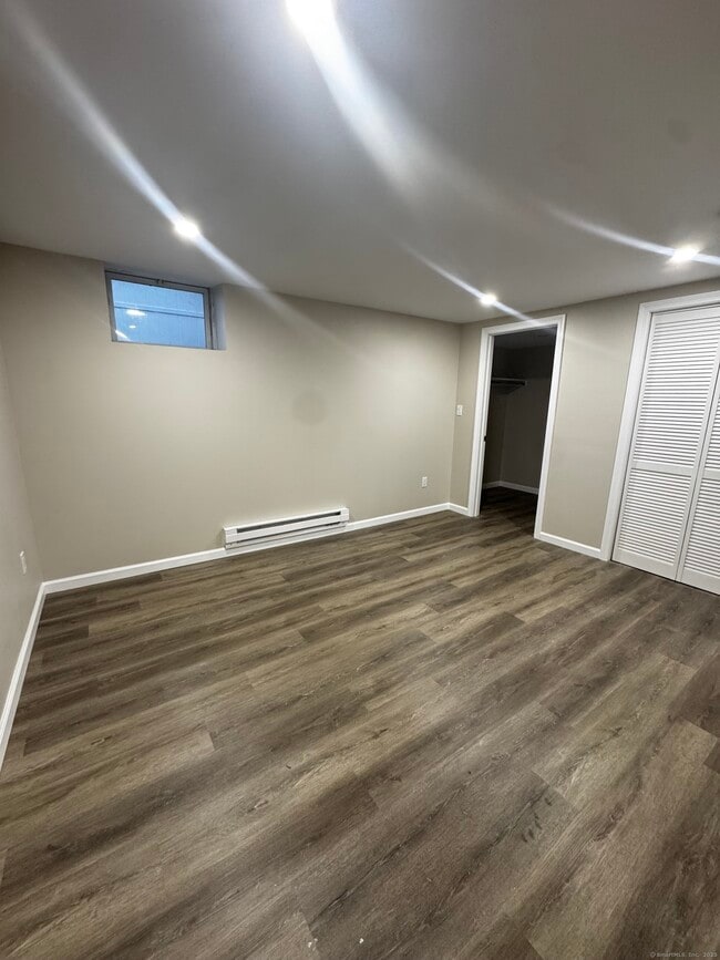 Building Photo - 315 Garfield Ave