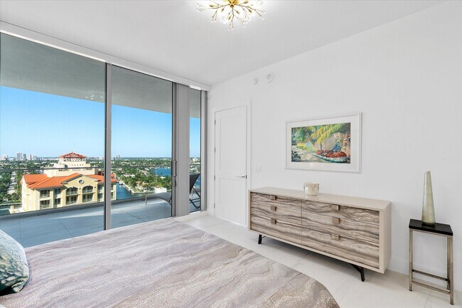 Building Photo - 151 N Seabreeze Blvd