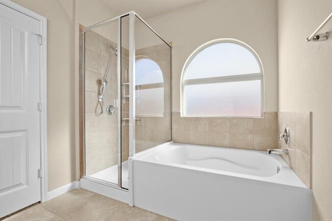 Building Photo - 16440 Pienza Dr