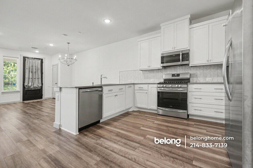 Building Photo - 424 Matthew Dr