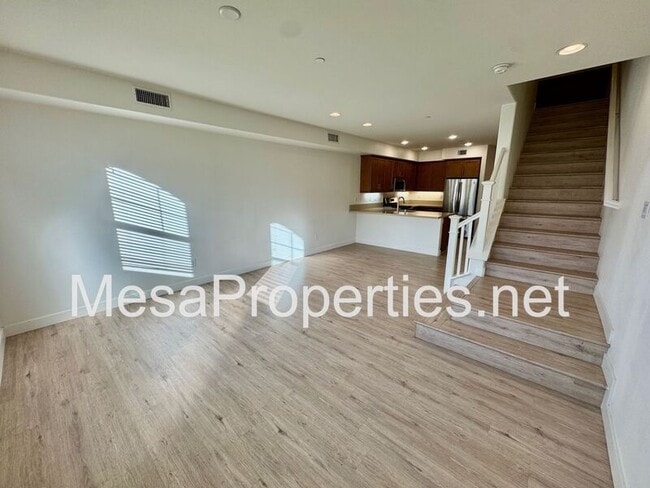 Building Photo - 340 N Fenimore Ave