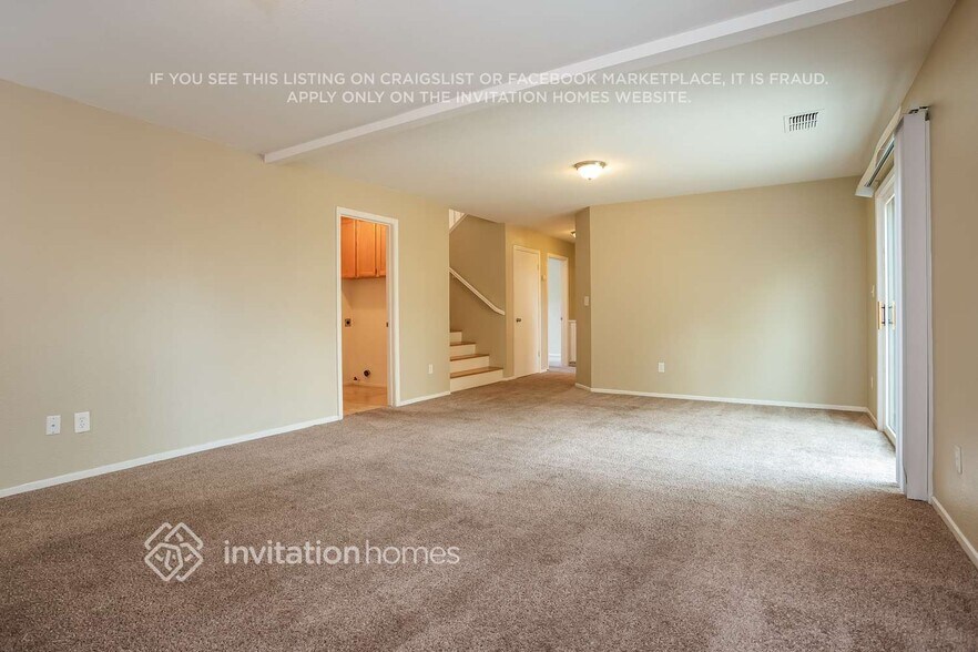 Building Photo - 2547 Foghorn Way