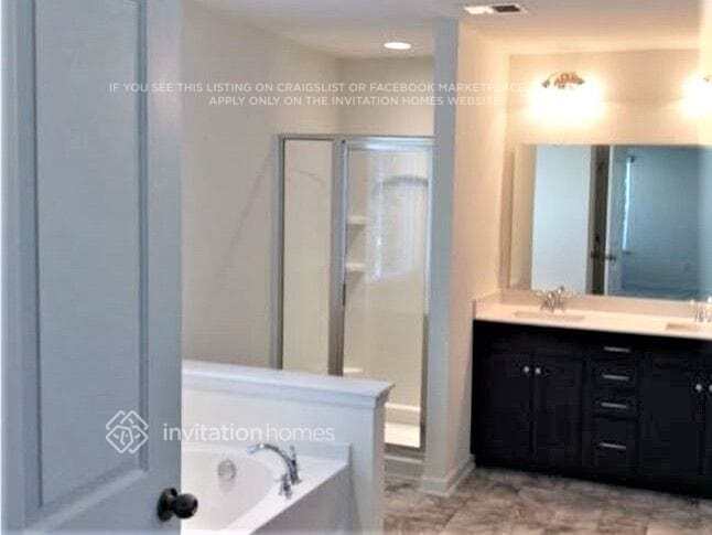 Building Photo - 617 Augustus Lane