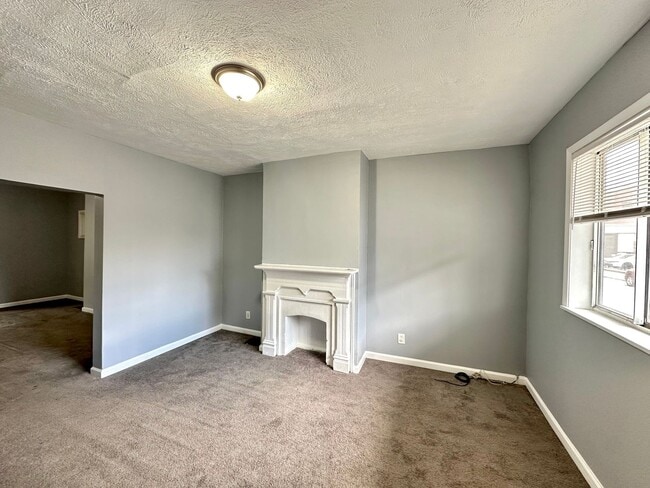 Building Photo - Spacious 4 Bed, 2 Bath Home in Sharpsburg w/ Amazing Backyard Space - Available Now!