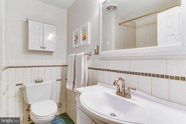 Building Photo - 6519 Engel Dr