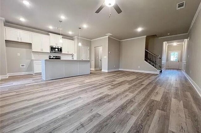 Building Photo - 1297 Fern Ridge Ct