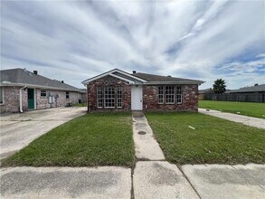 Building Photo - 9100 Titans Dr