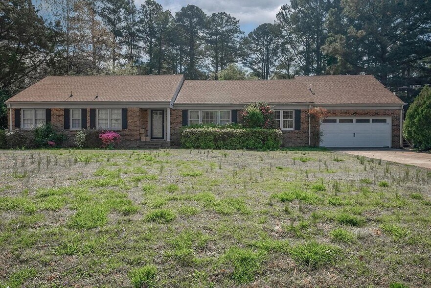 Building Photo - 4376 Lynnville Crescent