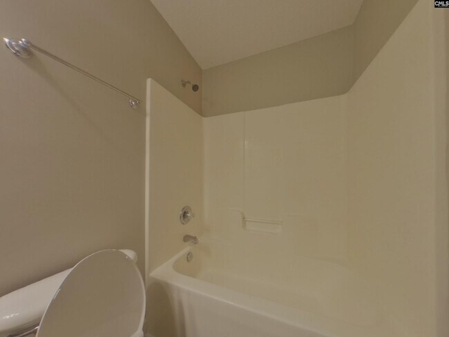 Building Photo - 121 Riglaw Cir