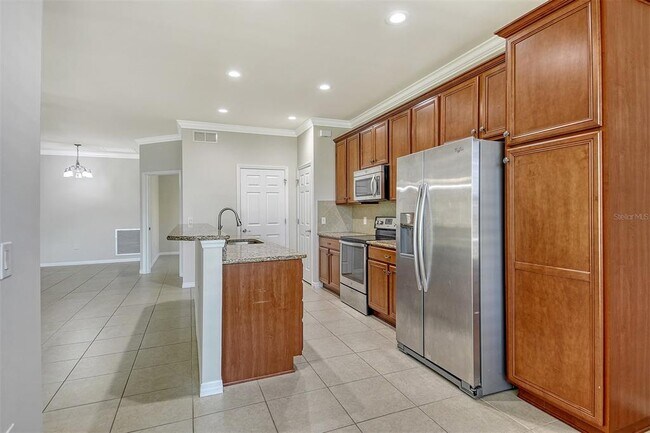 Building Photo - 19365 Rizzuto St