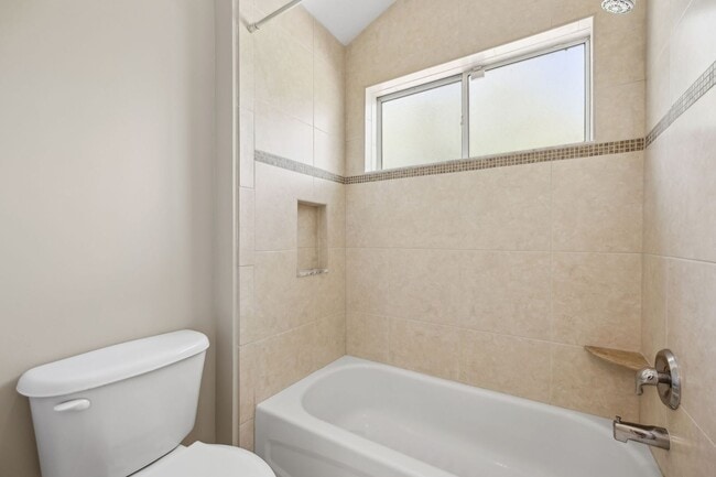 Building Photo - Luxury Living in Amelia National – Resort-...