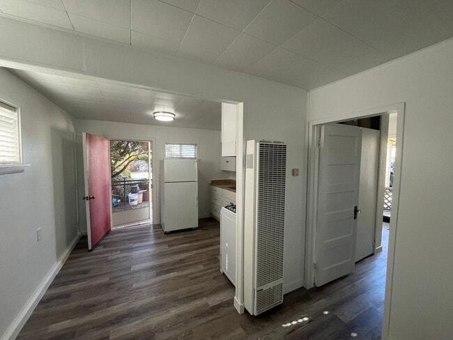 Building Photo - Morro Bay I Bedroom - Blocks to the Beach