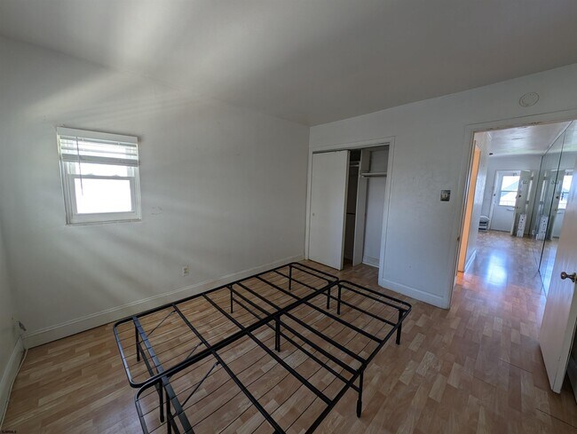 Building Photo - 3801 Boardwalk