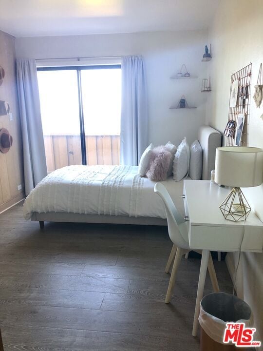 Building Photo - 23914 De Ville Way