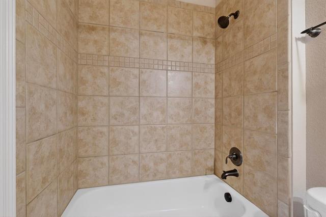 Building Photo - 1877 Signal Ridge Pl