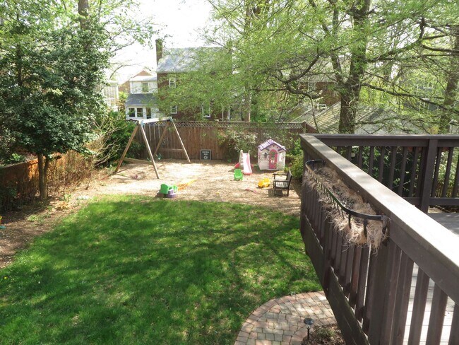 Building Photo - This home has so much to offer! MUST SEE!