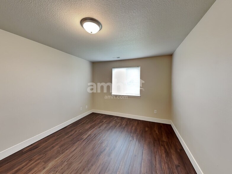 Building Photo - 1378 Alpine Lakes St SE