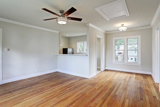 Building Photo - 4809 Woodhead St