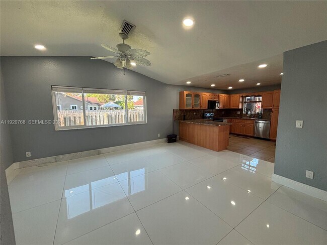 Building Photo - 7099 NW 48th Ct