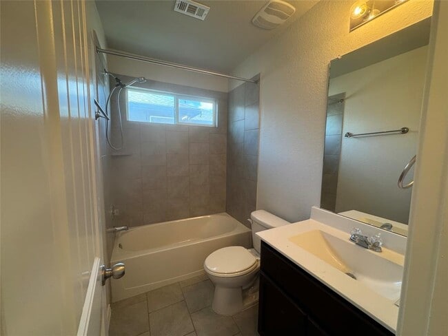 Building Photo - 133 Flatland Trl
