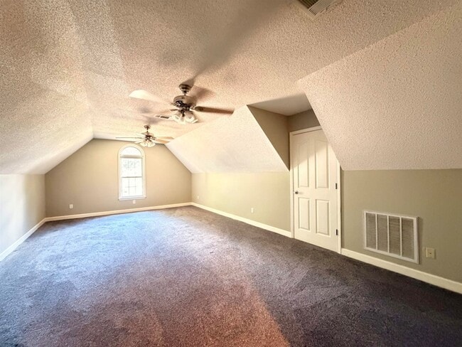 Building Photo - 5019 Rabbit Chase Ln