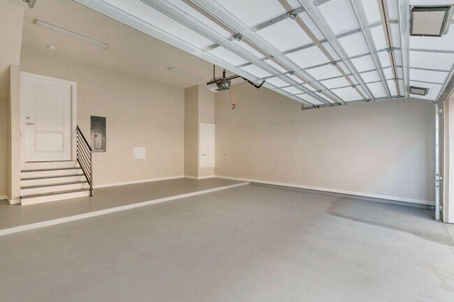 Building Photo - 3737 Bienville Ave