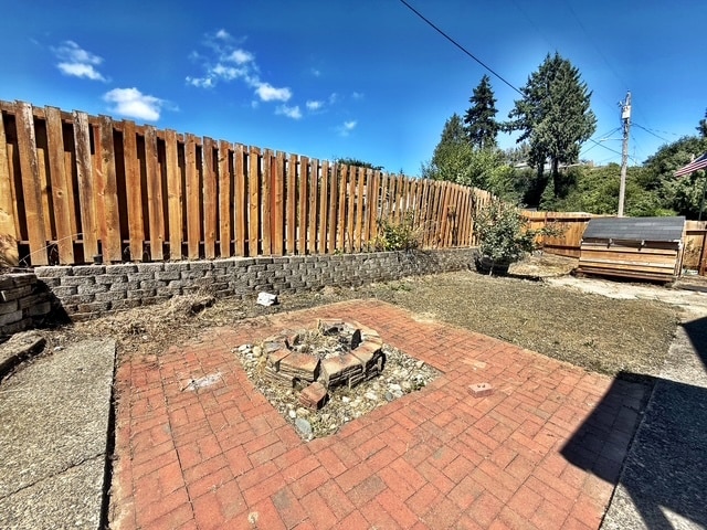 Building Photo - 821 S Summit Ave