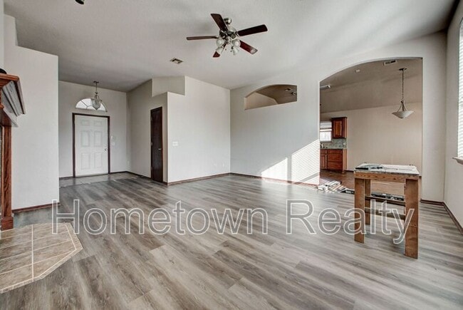 Building Photo - 16416 Oconee Creek Dr