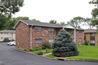 Building Photo - Shirley Gardens