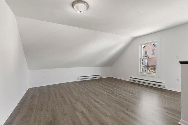 Building Photo - 77 Bellevue Ave