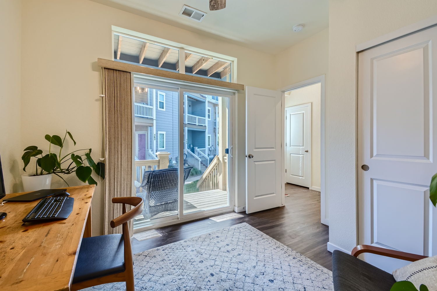 1st Floor Office - 532 W Amherst Ave