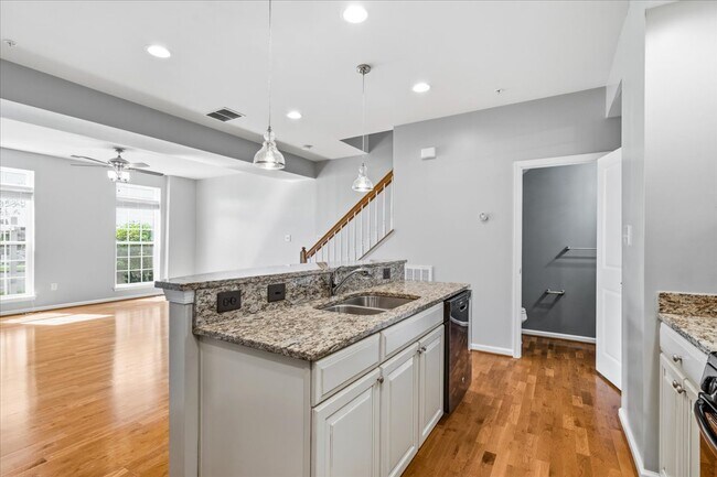 Building Photo - 304A Mill Pond Rd