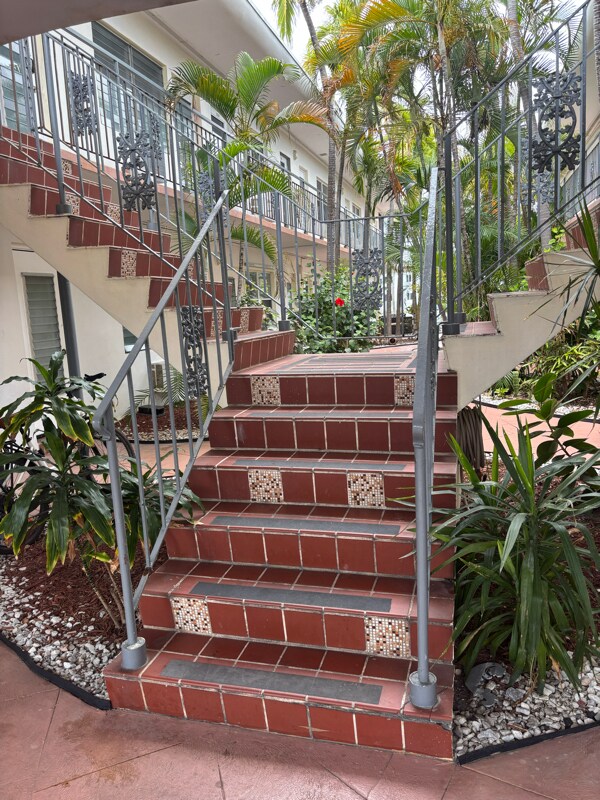 Building Photo - 8040 Tatum Waterway Dr