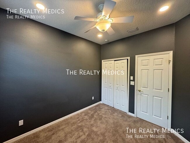 Building Photo - 149 Perfect Dr