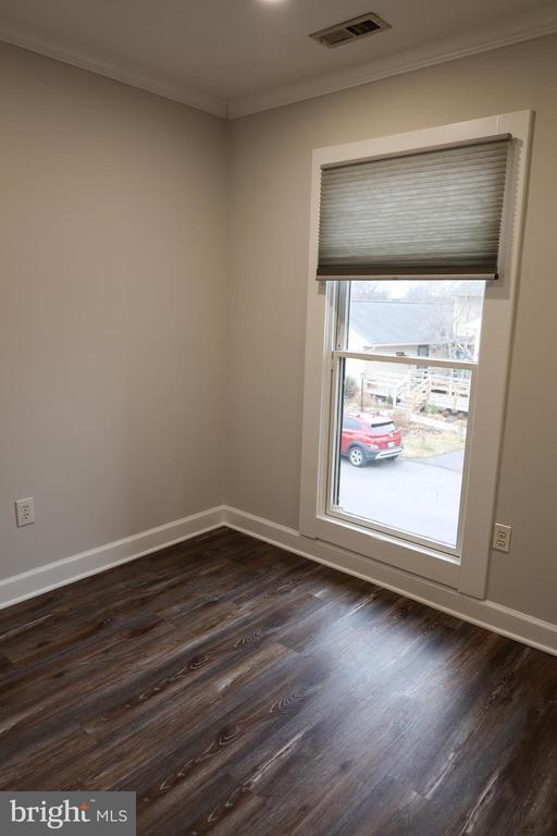 Building Photo - 15 Mariners Way