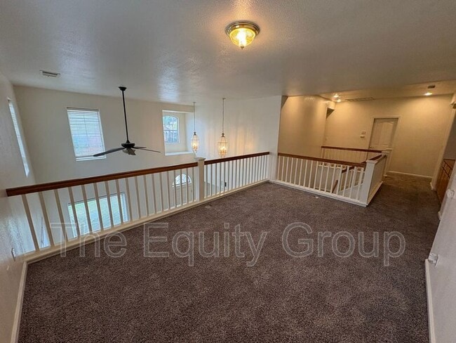 Building Photo - 2650 S Peppertree St