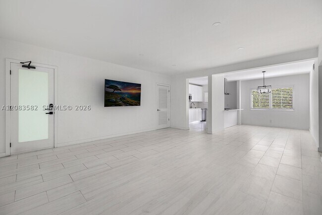 Building Photo - 3909 US-1