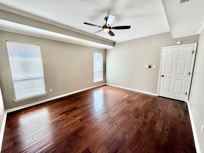 Building Photo - 12483 Fairhope Way